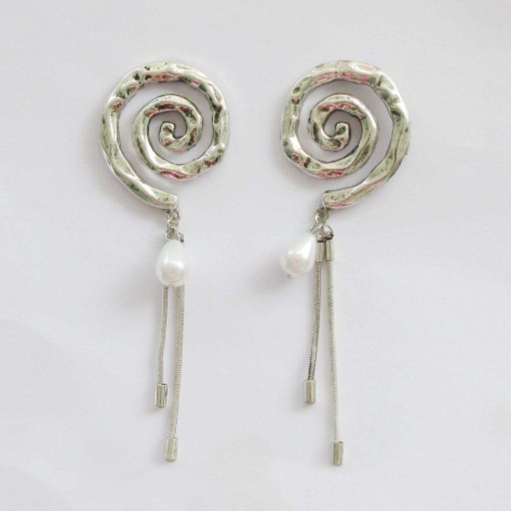 THE Viral Deux Lions Sacred Spiral Earrings | Anthropologie NWT | Silver